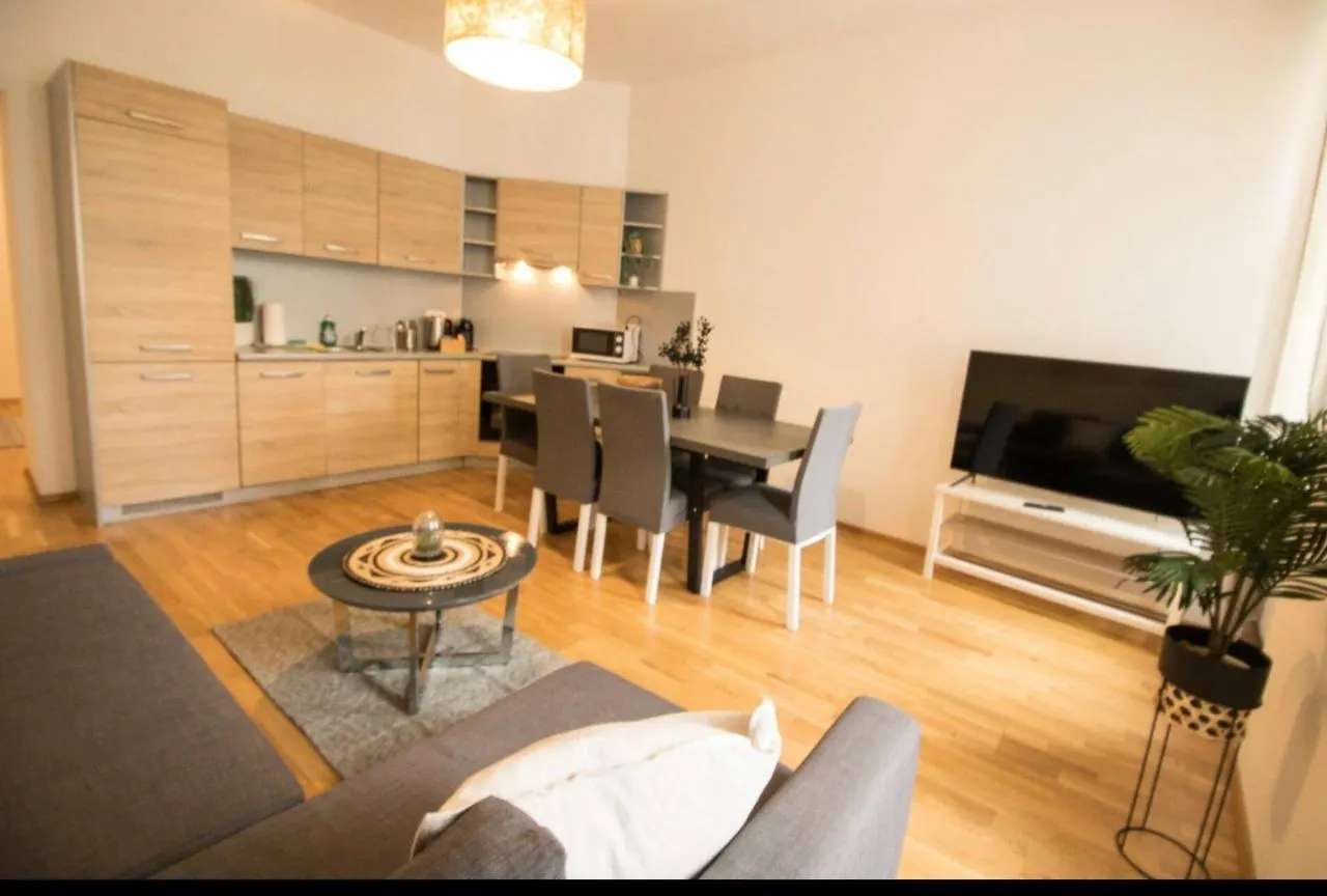 Gemuetliches Stadtnest L Lf16 Vienna Austria